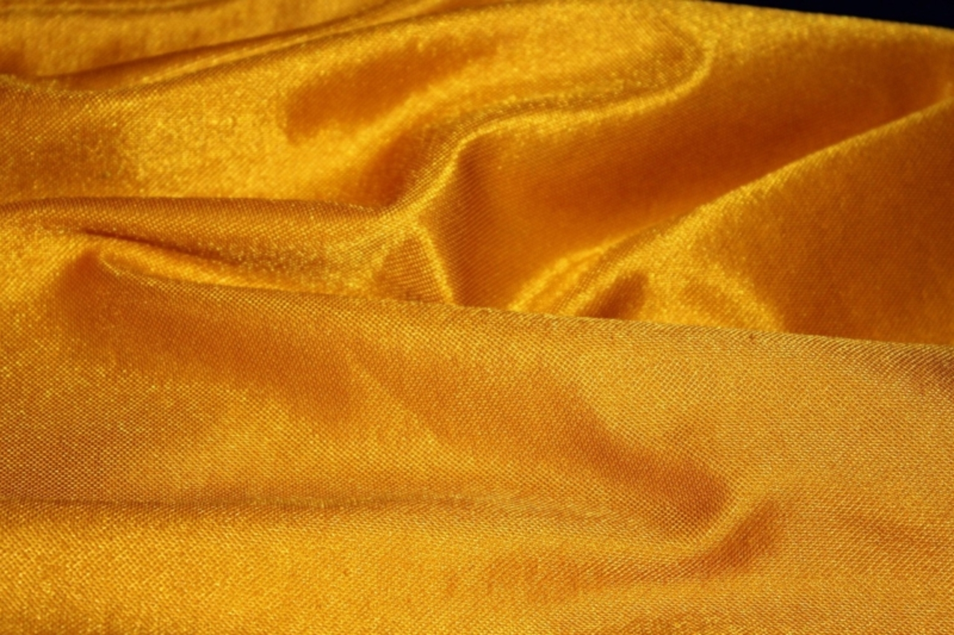 yellow-72876_1280-800x533.jpg