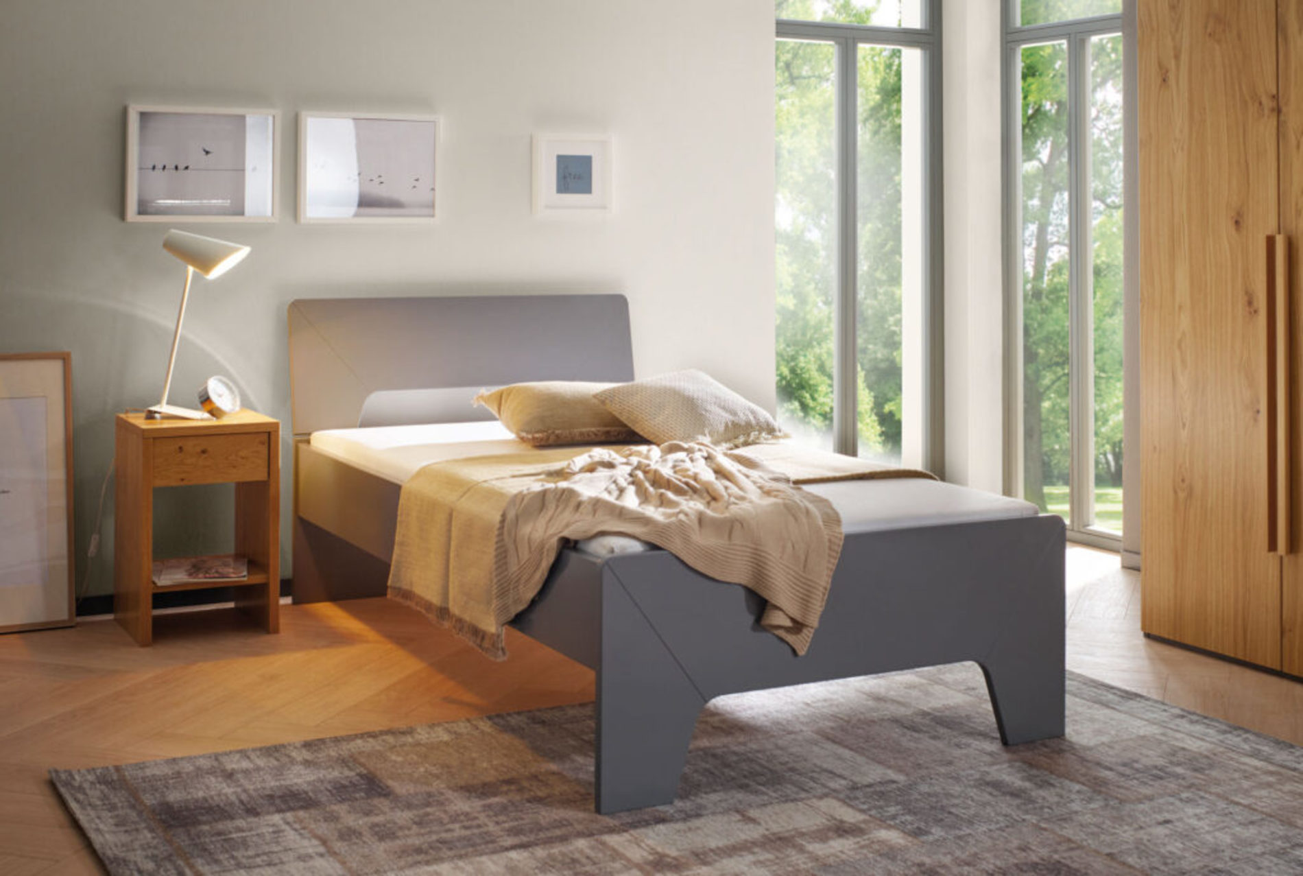 Luxuriöses Boxspringbett mit Komforthöhe in elegantem Design