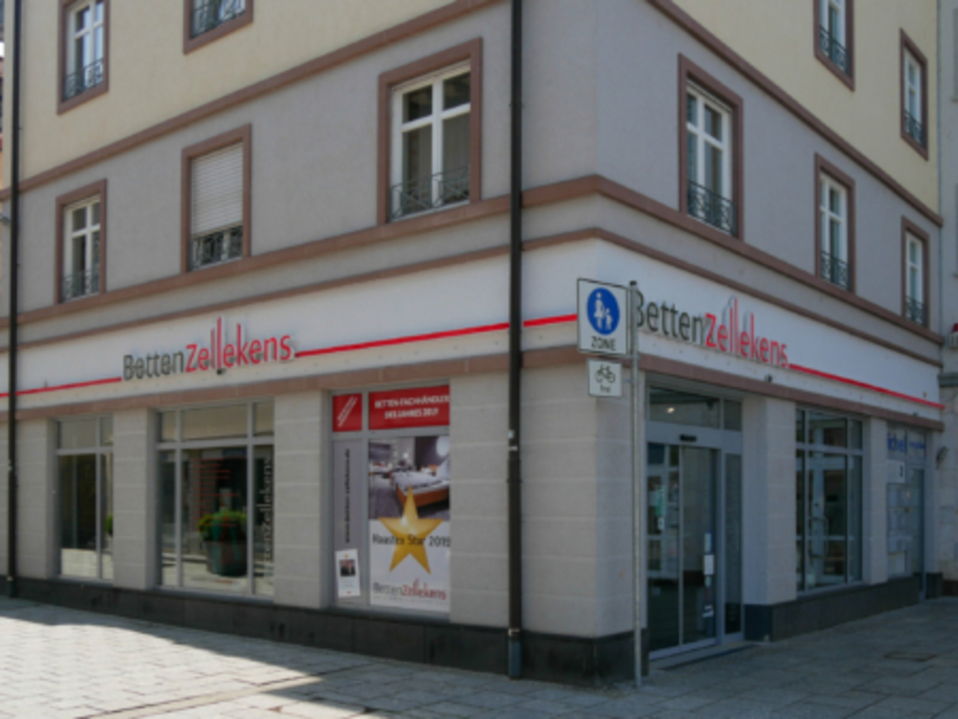 zellekens-filiale-bad-homburg-450x338.jpg